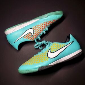 Nike Magista Indoor Soccer Shoes Size 10.5